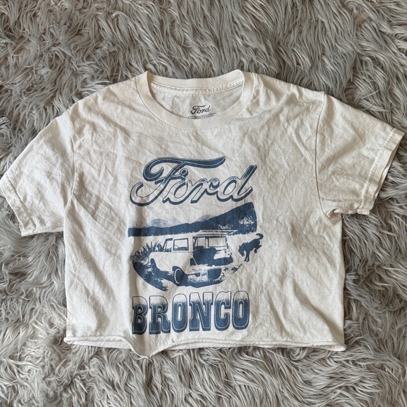 Ford crop White and Blue Bronco T-Shirt - Picture 1 of 3